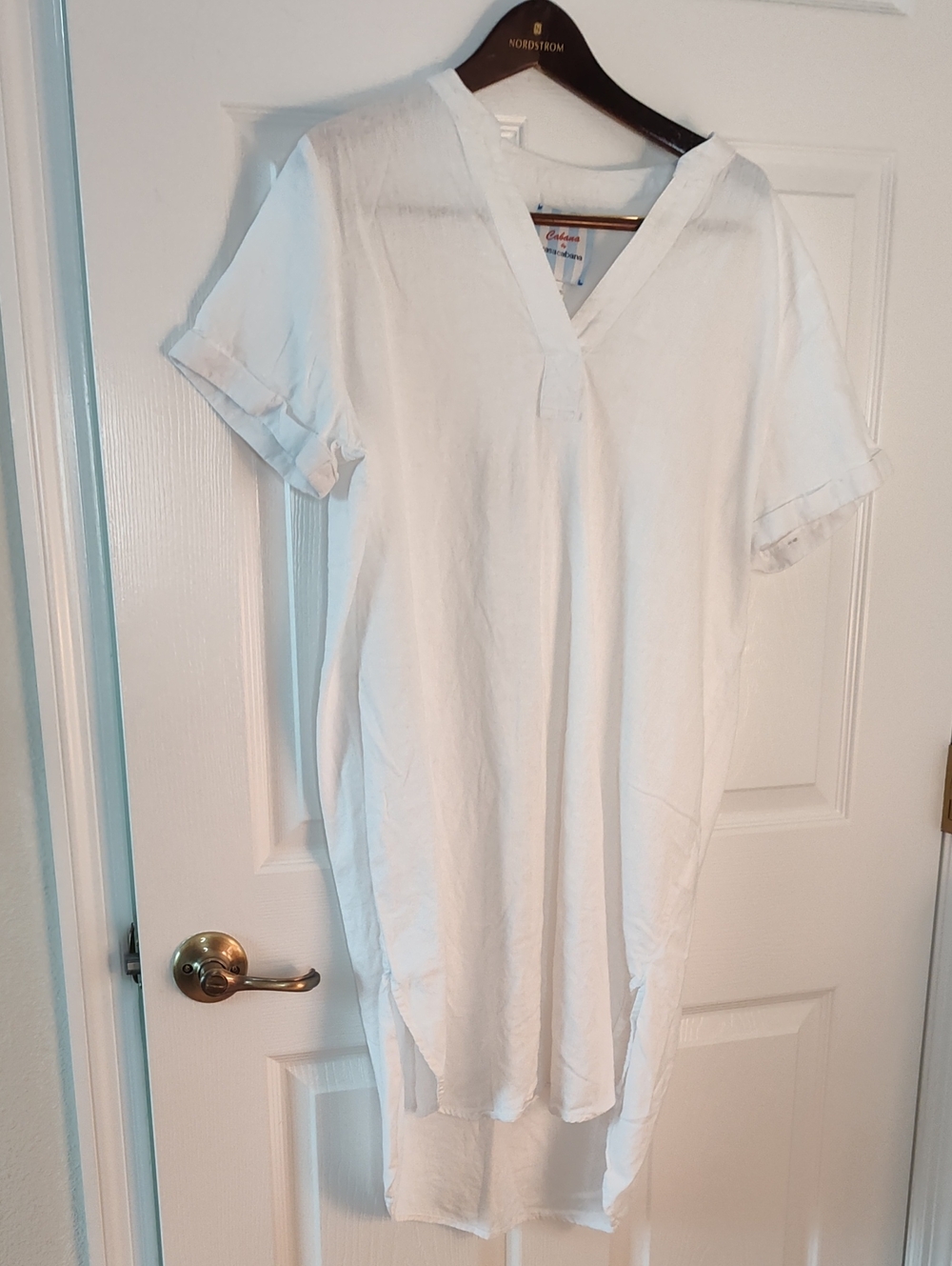 White Short Sleeve V-Neck Tunic Dress